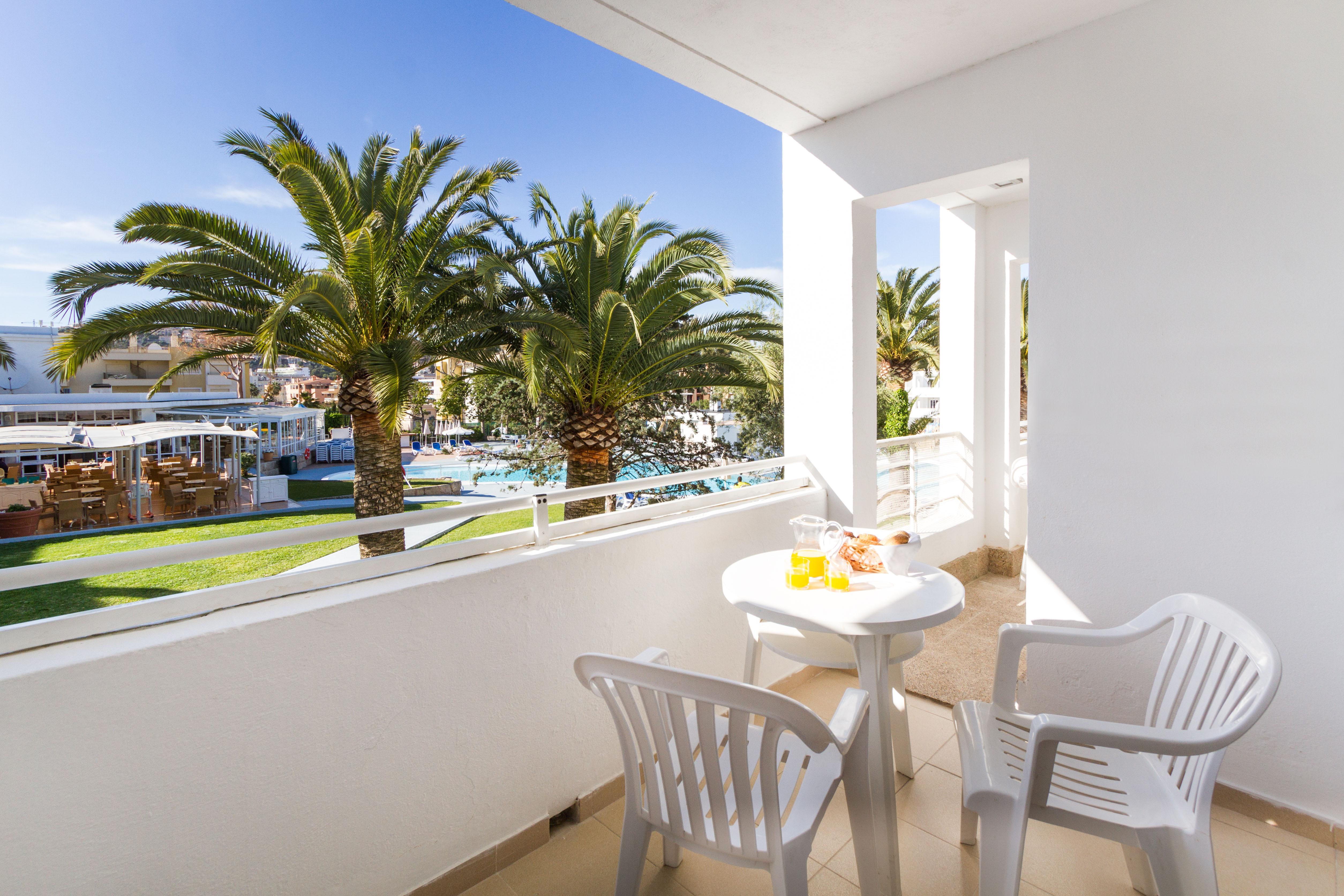 Jutlandia Family Resort Santa Ponsa Exterior photo