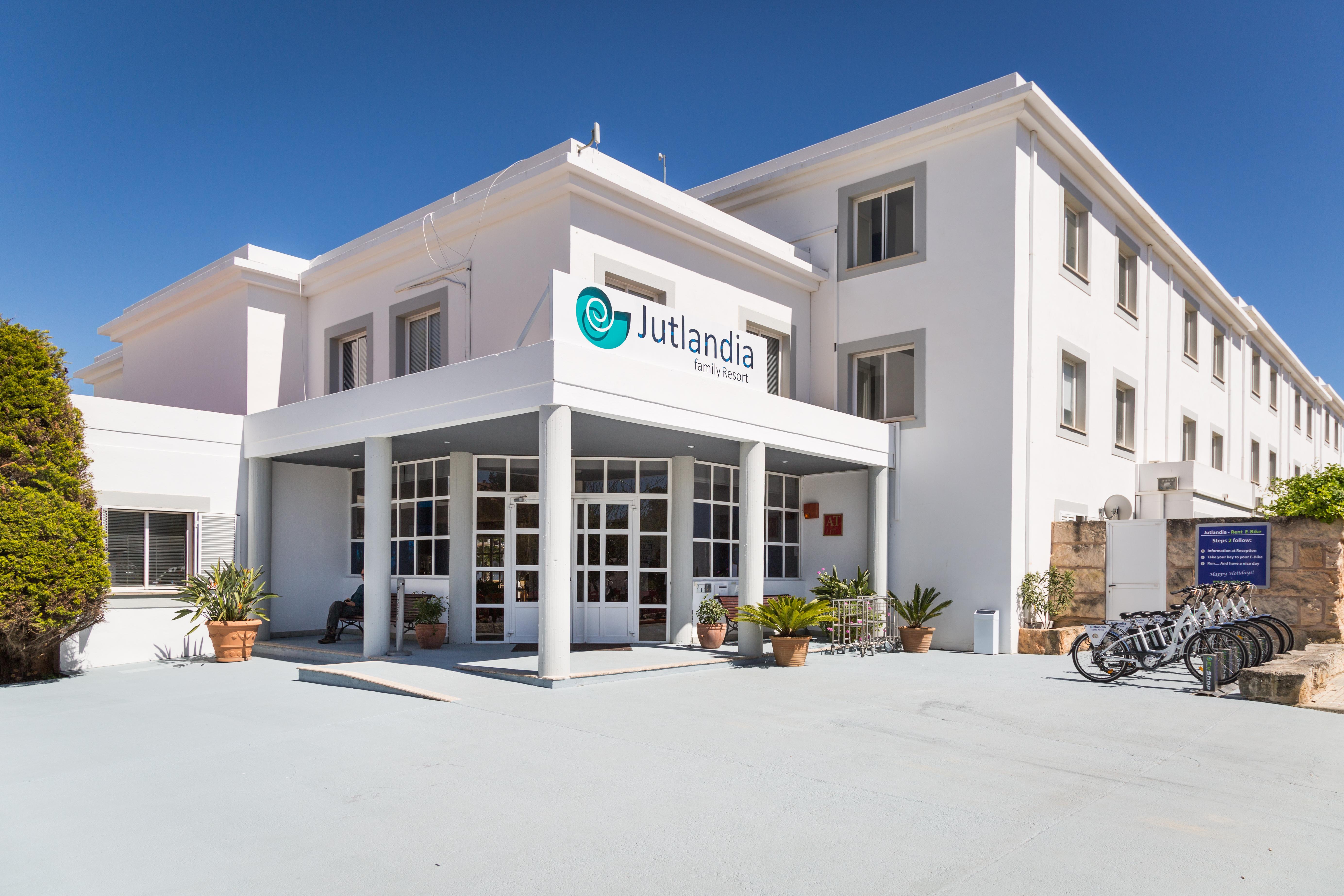 Jutlandia Family Resort Santa Ponsa Exterior photo